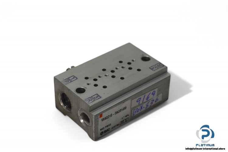 smc-VV4QD15-OAU01499-manifold-block-(Used)-1