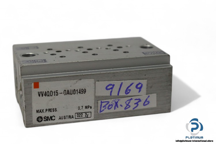 smc-VV4QD15-OAU01499-manifold-block-(Used)-2
