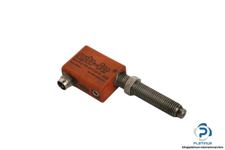 meto-fer-QE-022-PS-11L-inductive-proximity-switch-sensor-(used)