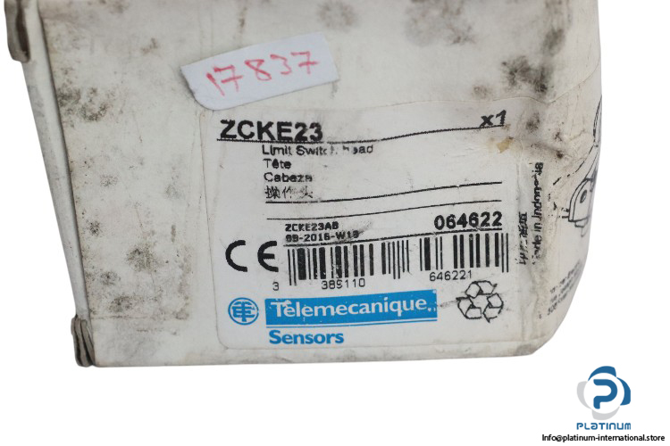telemecanique-ZCKE23-limit-switch-head-(new)-2