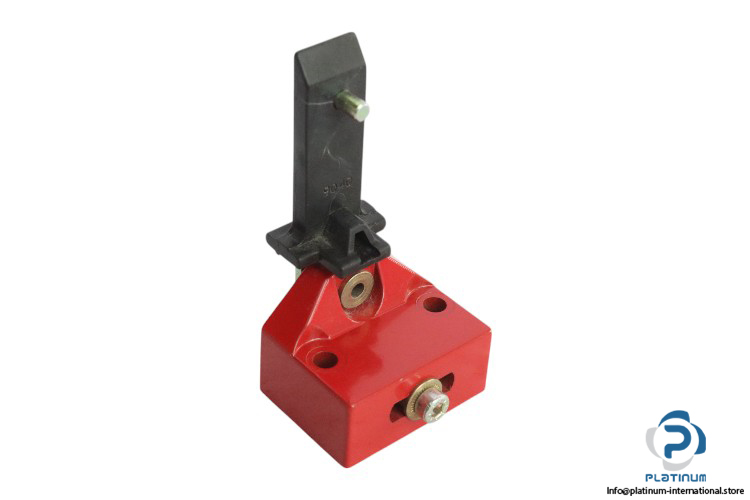 telemecanique-ZCK-Y09-actuating-key-(new)