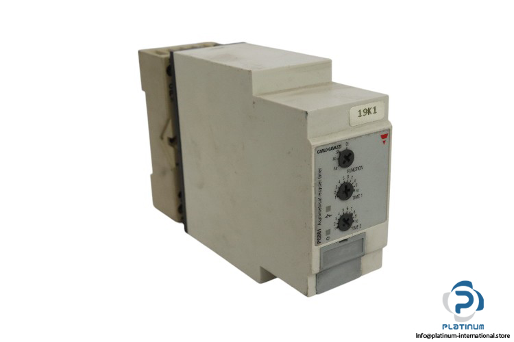 carlo-gavazzi-PCB01DM24-asymmetrical-recycler-timer-(used)