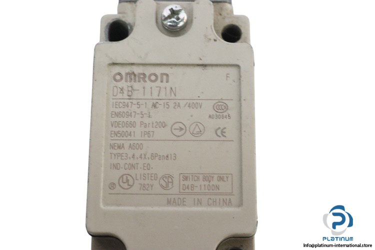 omron-D4B-1171N-safety-limit-switch-(used)-1