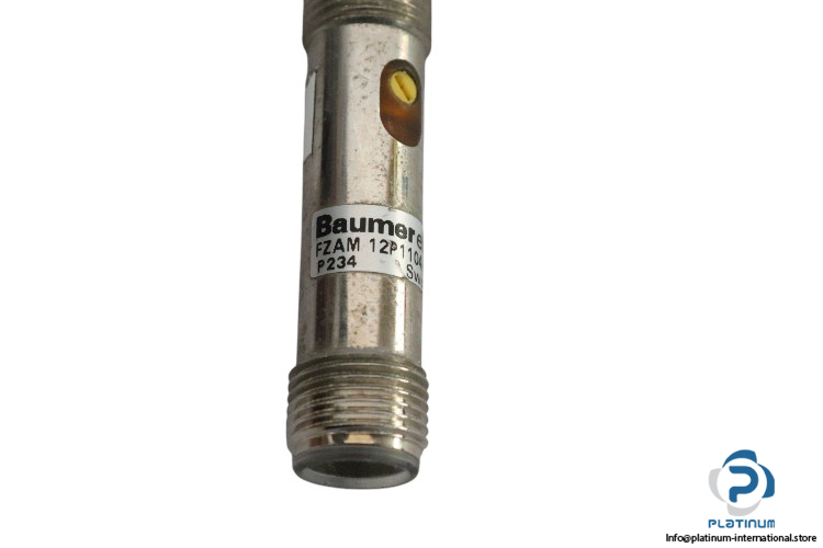 baumer-electric-FZAM-12P1104_S14-diffuse-sensor-with-intensity-diffrence-(used)-2