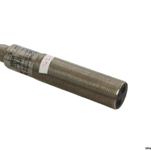 ifm-OG5027-retro-reflex-sensor-(used)