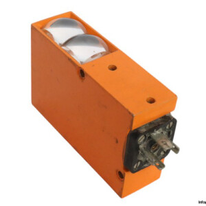 pauly-JP-182-1-E2-STH4-reflex-light-barrier-(used)