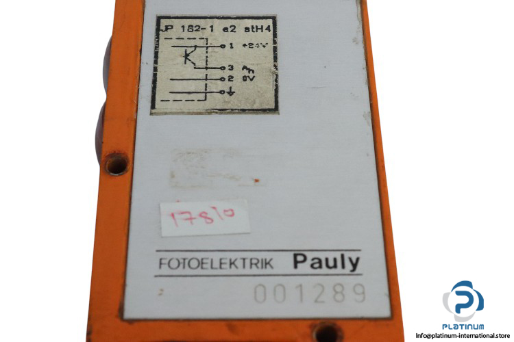 pauly-JP-182-1-E2-STH4-reflex-light-barrier-(used)-1