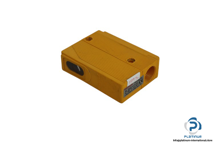 pepperl-fuchs-SL-20-E-photoelectric-sensor-(used)