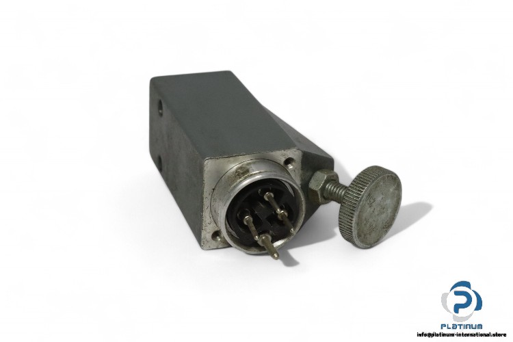suco-0159-43314-1-001-piston-pressure-switch-(Used)-1
