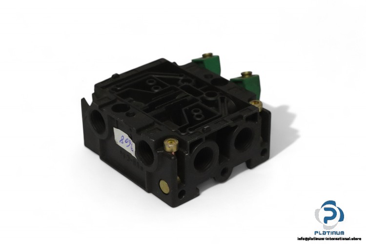 telemecanique-PVU-C14-directional-valve-base-unit-(New)