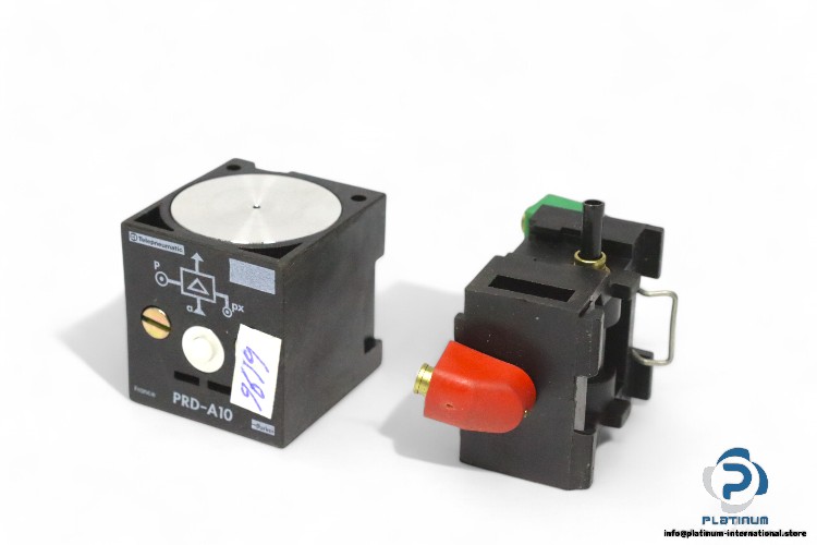 telepneumatic-PRD-A10-amplifier-relay-(New)