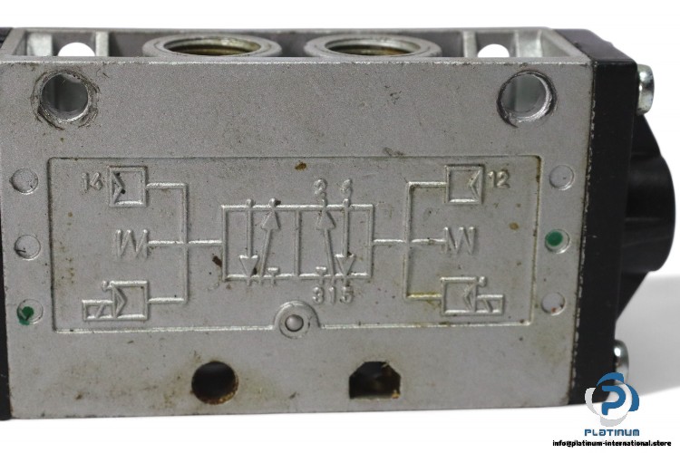 univer-AC-8500-single-solenoid-valve-with-coil-(New)-2