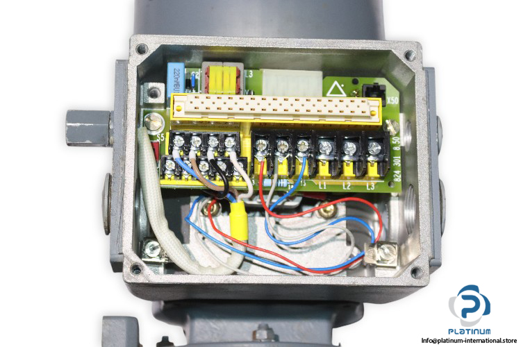 sew-R37-DT71D4-BMG-MM05-AVSK-helical-gearmotor(used)-5