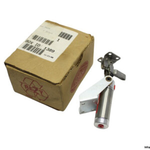 DE-STA-CO 812 Pneumatic Clamp