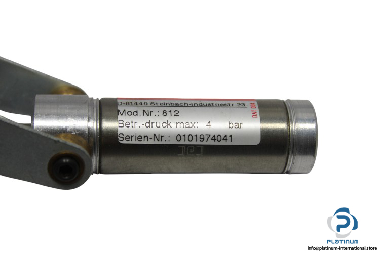 de-sta-co-812-pneumatic-clamp-new-carton-2