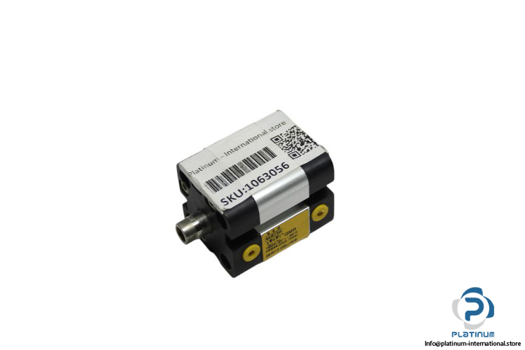 waircom-26R10DBU_M8-compact-cylinder-new