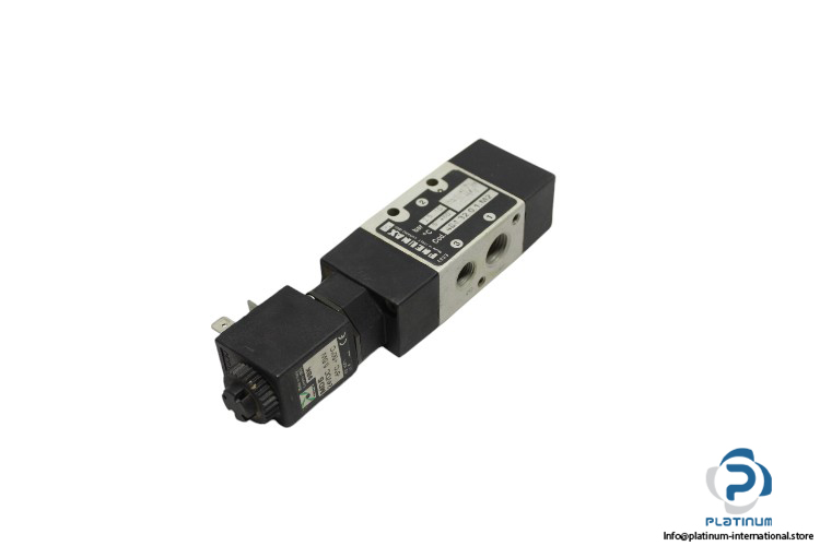 pneumax-484.32.0.1.M2-single-solenoid-valve-with-coil-new-1