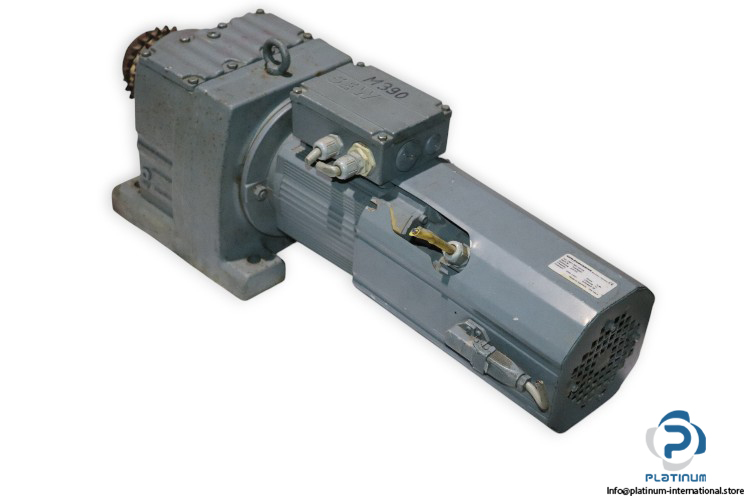 sew-R67CM71SBRTFVRRH1LKK-permanent-magnet-motor(used)-1