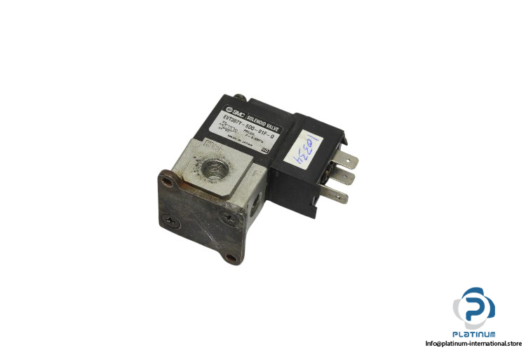smc-EVT307Y-5DO-01F-Q-single-solenoid-valve-(Used)