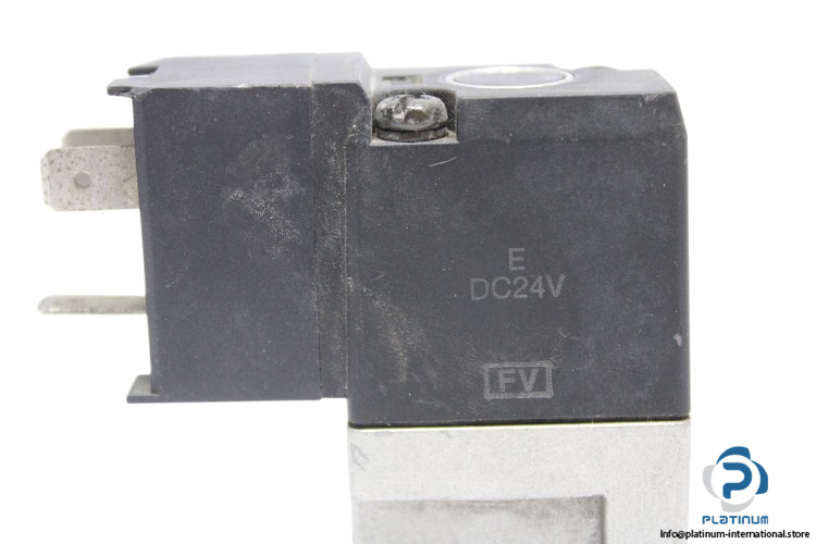 smc-EVT307Y-5DO-01F-Q-single-solenoid-valve-(Used)-2