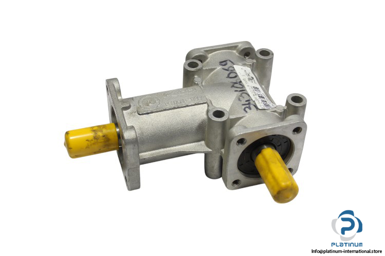 poggi-2032-R11-D2-MQ-right-angle-gearbox(new)-1