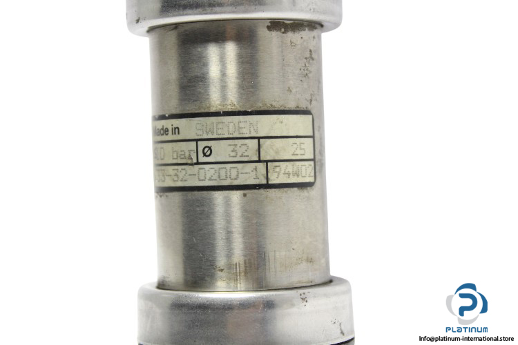 rexroth-mecman-133-32-0200-1-pneumatic-cylinder-(used)-2