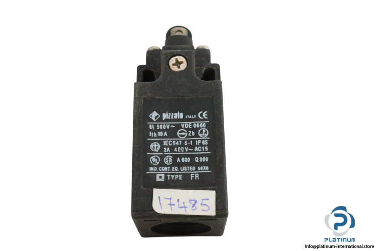 pizzato-FR-515-position-switch-(used)-1