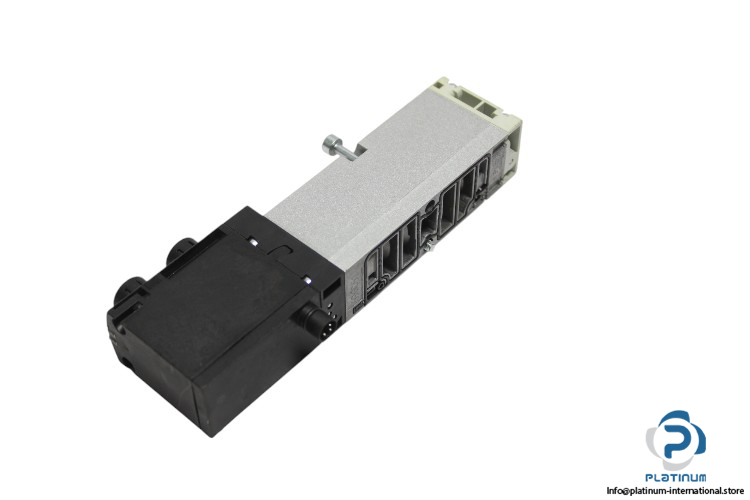 festo-8033046-air-solenoid-valve-used-1