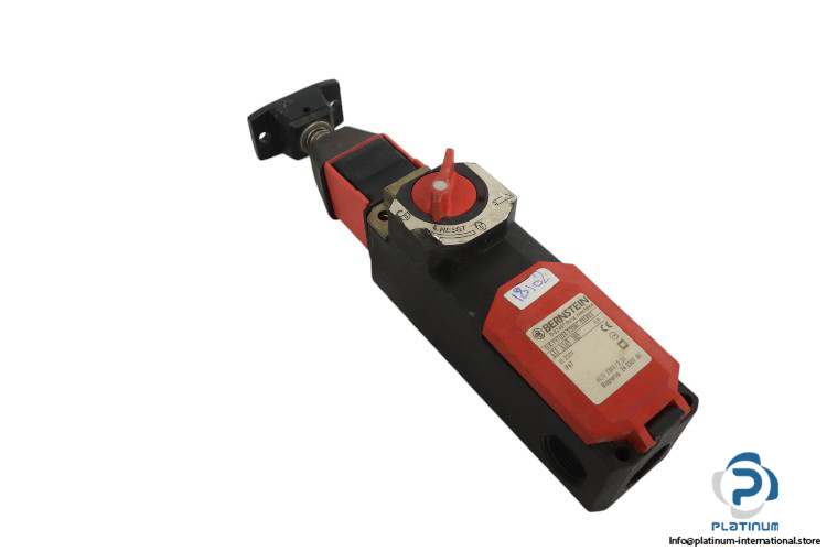bernstein-SLK-FVTU24-230MC-22ERRX-safety-switch-(used)