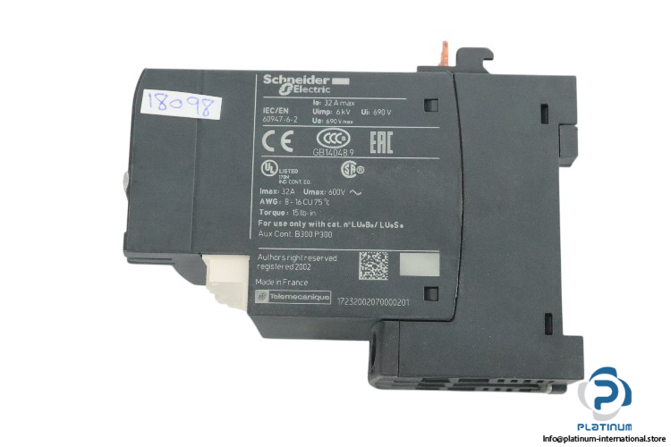 schneider-TESYS-LU2MB0BL-reverser-block-(used)-2