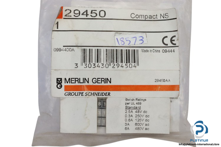 schneider-29450-auxiliary-contact-(new)-1