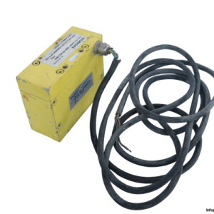 megamag-2071_42_15060_210-photoelectric-sensor-(used)
