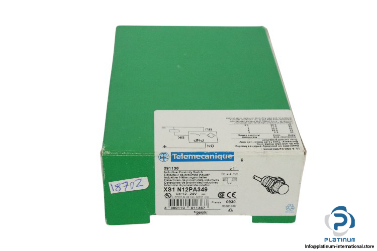 telemecanique-XS1-N12PA349-inductive-proximity-sensor-(new)-3