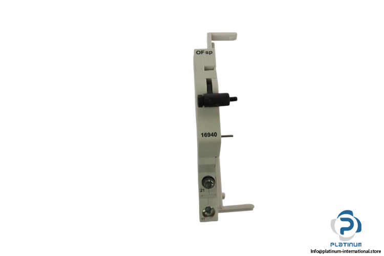 schneider-electric-16940-auxiliary-contact-block-(new)-2