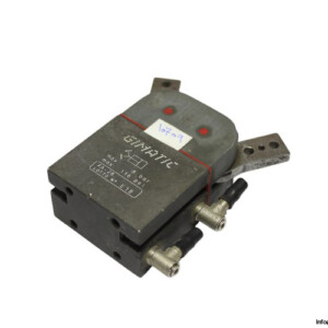 Gimatic XA-26 Angular Self-Centering Pneumatic 2 JAW Gripper