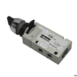 Parker S9 390RF-1/8 Directional Control Valve With Switch