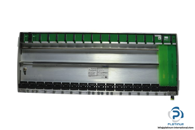 foxboro-T2550B_16R_C16-process-controller-base-unit-(used)-1