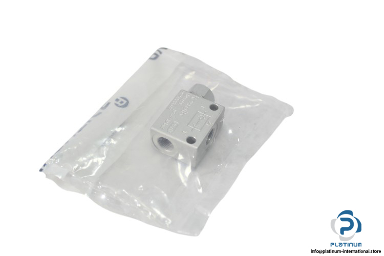 rexroth-0821000002-shuttle-valve-(New)