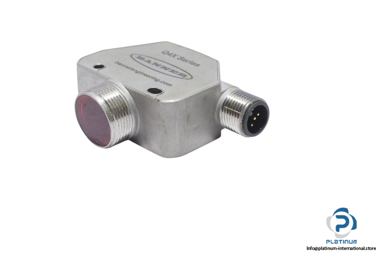 banner-Q4XTBLAF300-Q8-photoelectric-sensor-(used)