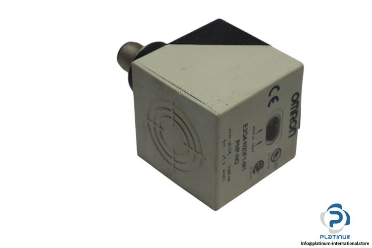 omron-E2Q4-N20F1-M1-inductive-proximity-sensor-(used)
