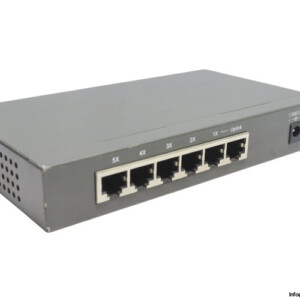 D-Link DES-1005D Ethernet Switch