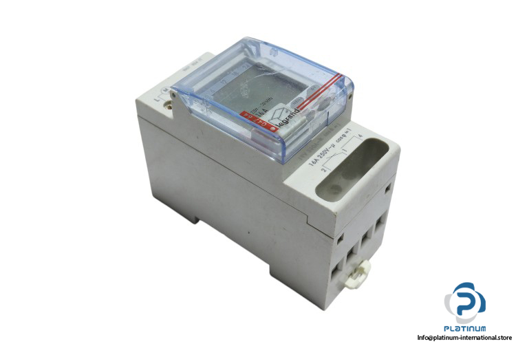 legrand-047-64-astronomical-time-switch-(used)