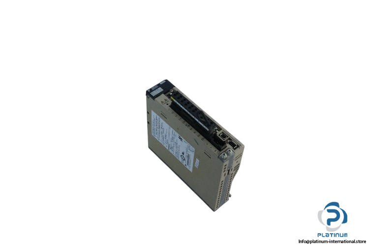 yaskawa-SGDV-1R6A15A-servo-drive-(used)