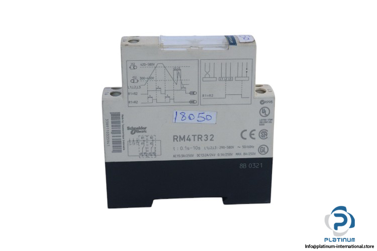 telemecanique-RM4TR32-control-relay-(used)-2