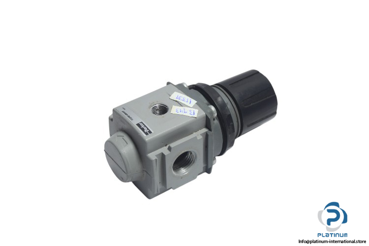 parker-P32RB14BNNP-pressure-regulator-(Used)-1