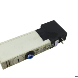 Festo-573993-air-solenoid-valve-6-mm(used)