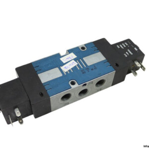 Rexroth 577 776 022 0 Double Solenoid Valve With Coil