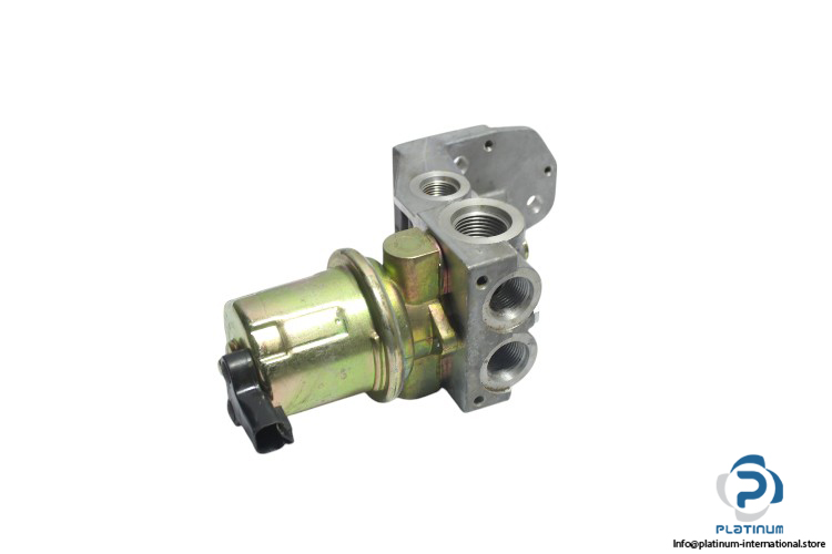 cenuine-cummins-3964387-fuel-pump(new)-1