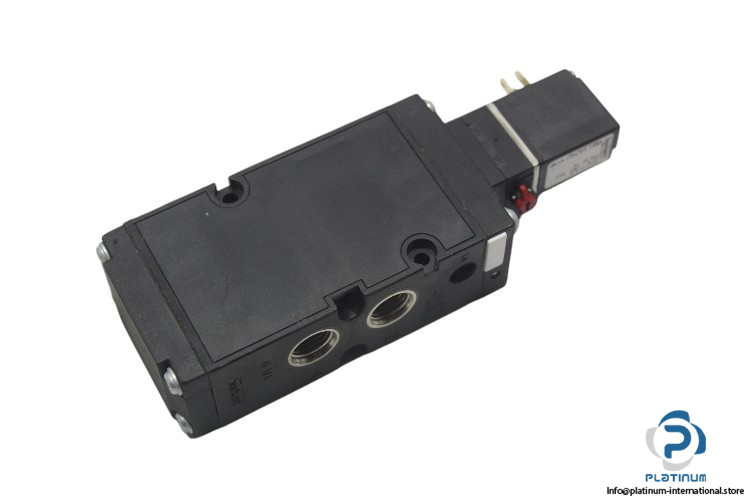 Burkert-6517-H-80-00134292-single-solenoid-valve(new)-1