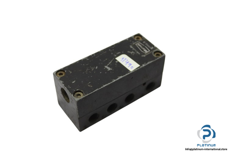 Norgren-martonair-M-1701D-3-pneumatic-valve(used)